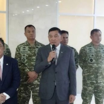 Menhan Ajak Masyarakat dan Pengusaha Bantu Penanganan Karhutla