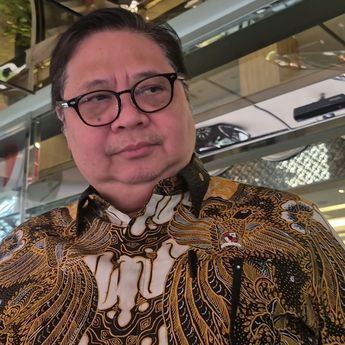 Airlangga Kasih Sinyal Insentif Kendaraan Listrik Berlaku September 2026