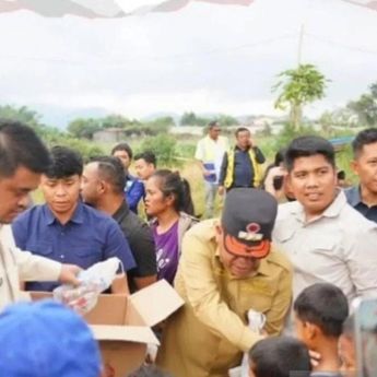 Bobby Nasution Pastikan Penanganan Pengungsi Erupsi Sinabung Berjalan Maksimal