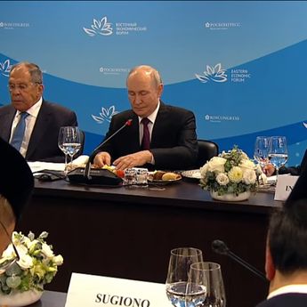 Putin Ucapkan Terima Kasih ke Prabowo atas Kehadirannya di Rusia