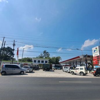 Pertamina Pastikan Stok BBM Jember Aman di Tengah Antrean Panjang SPBU