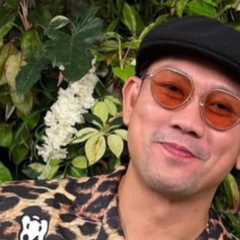 Denny Sumargo Terjebak di Surabaya Imbas Bandara Soetta Ditutup Sementara