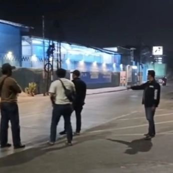 Viral! Aksi Tabrak Diri ke Mobil di Jakut, Polisi Buru Pelaku