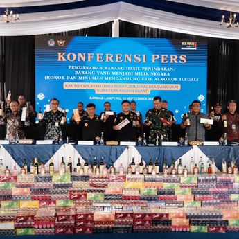 Bea Cukai Musnahkan Rokok dan Miras Ilegal Senilai Rp68,8 Miliar