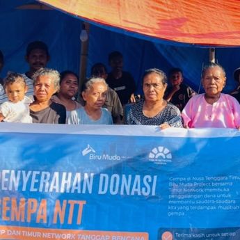 Biru Muda Project Salurkan Bantuan Logistik untuk 163 KK Terdampak Bencana di NTT