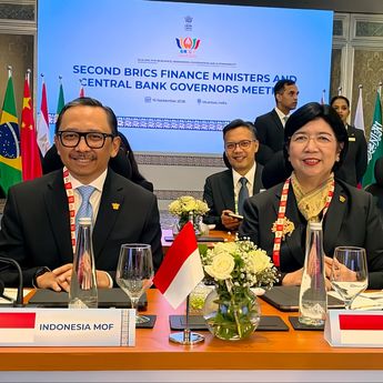 Di BRICS, RI Dorong Transaksi Mata Uang Lokal dan QR Antarnegara
