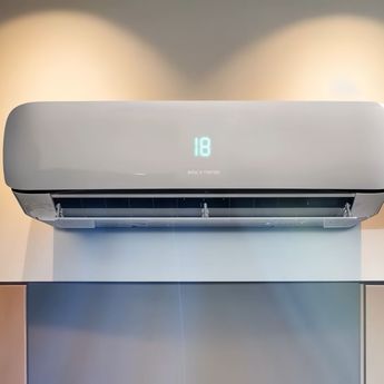 Tak Perlu Cari Remote, AC Polytron Kini Bisa Dikendalikan dengan Suara