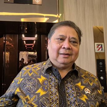 Rupiah Makin Dekati Rp18 Ribu per Dolar AS, Airlangga: Fluktuasi Itu Biasa