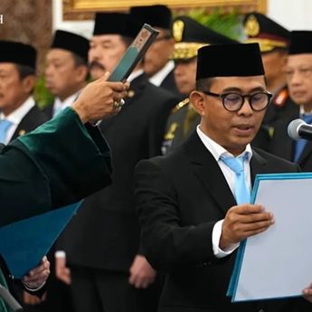 Prabowo Lantik Nuzran Joher sebagai Ketua Ombudsman RI