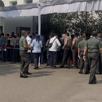 Prabowo Kumpulkan 800 Pejabat Tinggi TNI-Polri di Istana