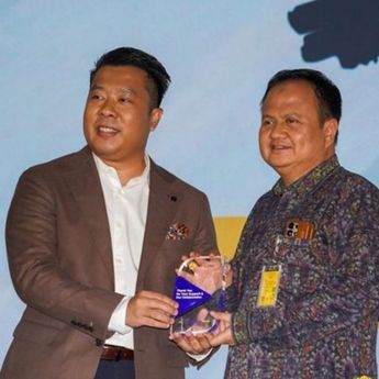 Beri Pembekalan di UI, Dirut Nusantara TV Ajak Mahasiswa Kuasai Literasi Keuangan