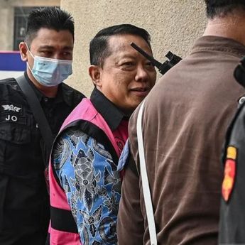 Eks Jampidsus Febrie Adriansyah Akan Jalani Sidang Perdana di PN Jaksel 