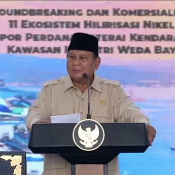 Prabowo: Roda Berputar, Dulu Pak Luhut Komandan Saya Sekarang Saya Komandan Pak Luhut