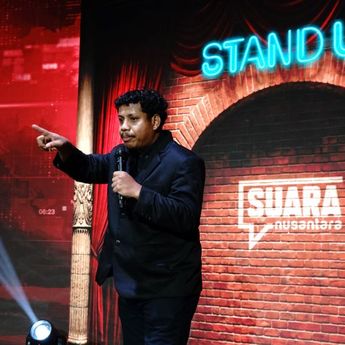 Special Stand Up Comedy Jery Libing: Ijazah Saya Asli, Jangan di Umpan Dong Takut Saya!
