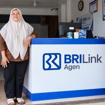 Bangun Kepercayaan dari Warung Sederhana, BRILink Agen Erni Permudah Akses Keuangan Warga hingga Layani 6.000 Transaksi per Bulan