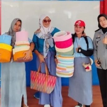 Berawal dari Hobi Merajut, EKKYTA Kembangkan Produk Handmade Bersama linkumkm by BRI
