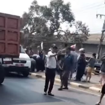 Dua Siswi Tewas Usai Pulang Sekolah, Korban Kecelakaan Maut di Karawang