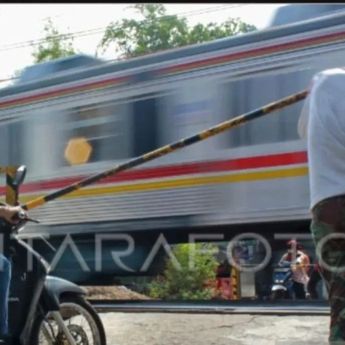Dua Orang Meninggal Dunia Tertemper KA Parahyangan di Karawang