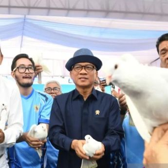 Mendes Optimistis Peringatan Hari Desa 2027 Dorong Kemajuan Desa