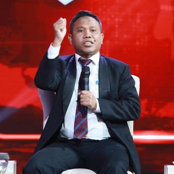 Keras! Khozinudin: Gibran Bukan Hanya Tidak Bisa Ikut Pilpres 2029, Saat Ini Wajib Dimakzulkan