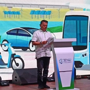 Tekan BBM dan Emisi, Moeldoko Usulkan Insentif Mobil Listrik Komersial