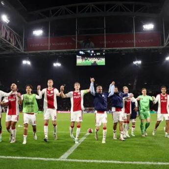 Maarten Paes Tak Dimainkan, Ajax Tetap Amankan 3 Poin atas Atalanta 2-0