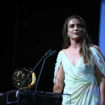 3 Kali Raih Ballon d&rsquo;Or Feminin, Alexia Putellas Samai Rekor Aitana Bonmati