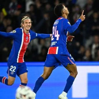 PSG Kalahkan Lyon 2-0, Rebut Puncak Klasemen Liga Prancis