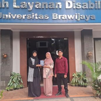 Menuju Masa Depan Gemilang, FEB UI, UB, dan PERTUNI Perkuat Kapasitas Disabilitas Netra