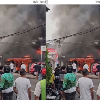 Ruko di Pondok Gede Kebakaran Jadi Tontonan Warga