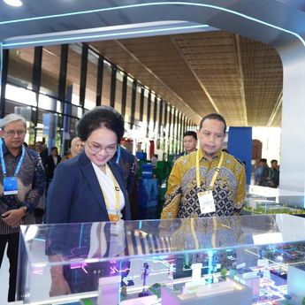 Tiga Srikandi TelkomGroup Hadirkan Perspektif Kepemimpinan Perempuan di Bali Tech Week 2026