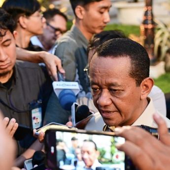 Prabowo Panggil Menko Bahlil, Bahas Listrik Desa hingga Pabrik Baterai CATL&ndash;Antam