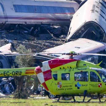 Korban Selamat Kenang Detik-Detik Mengerikan Tabrakan Dua Kereta Cepat di Spanyol