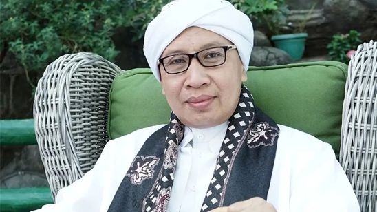 Bolehkah Umat Muslim Ucapkan Selamat Hari Raya Natal? Ini Pandangan Buya Yahya