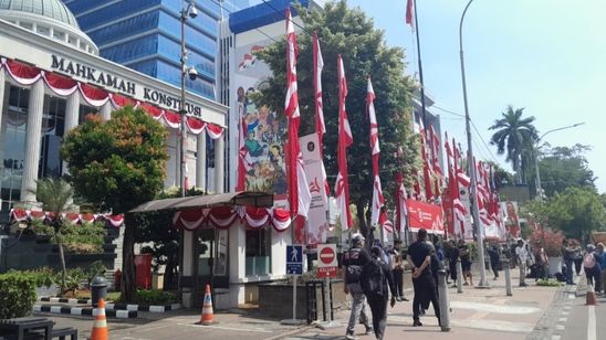 Situasi Terkini di Depan Gedung MK Jelang Aksi Demo