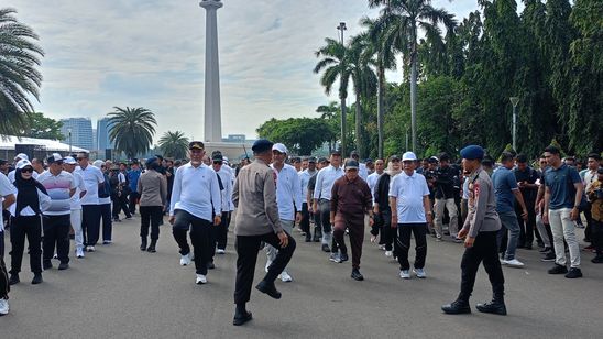 Ada Gladi Bersih Pelantikan Kepala Daerah, Lalu Lintas Monas Macet Parah