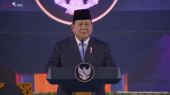 Prabowo Adakan Rapat Terbatas Bareng Menteri hingga Kepala Danantara