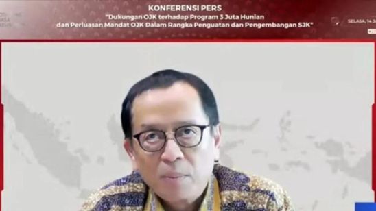 OJK Pastikan Danantara Tak Pengaruhi Keamanan Tabungan di Bank