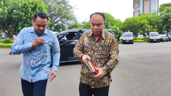 Prabowo Panggil Sejumlah Menteri ke Istana