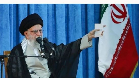 Pemimpin Tertinggi Iran Khamenei Samakan Trump dengan Firaun