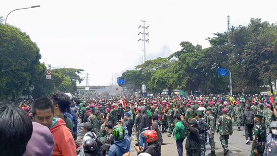 Massa Kembali Padati Jalan Kwitang