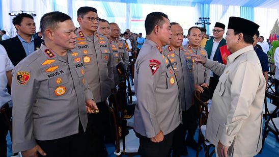 Prabowo: Polri Harus Jadi Polisi Rakyat, Garda Terdepan Melawan Kejahatan