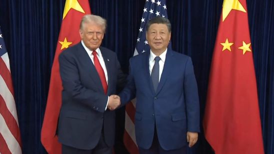 Xi Jinping dan Donald Trump Sepakat Susun Langkah Lanjutan untuk Perkuat Hubungan Dagang China–AS