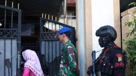 Wamen Lodewijk: Polisi Periksa 20 Korban Ledakan SMAN 72