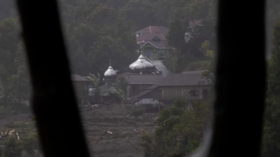 Tim SAR Lanjutkan Pencarian 7 Korban Hilang Banjir Bandang di Agam