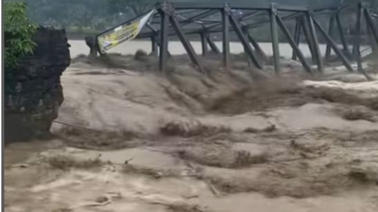 Jembatan Beton di Aceh Hancur Lebur Dihantam Banjir Bandang