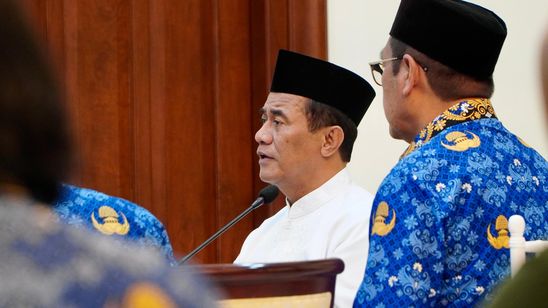 Mentan Amran Percepat Penyaluran Bantuan Pangan Untuk Korban Banjir Aceh-Sumatera