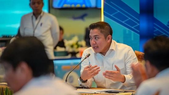 Seskab Umumkan Diskon Tiket Kereta hingga Pesawat Selama Libur Natal dan Tahun Baru