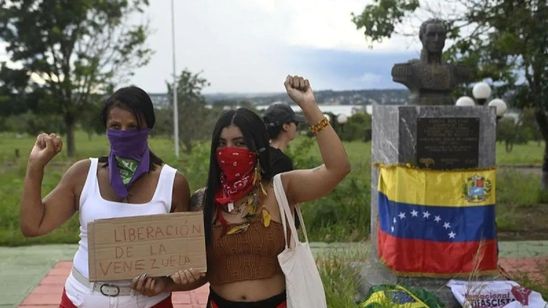 Ratusan Warga Brasil Turun ke Jalan, Tolak Serangan AS Ke Venezuela