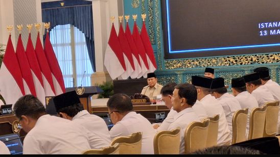 Sidang Kabinet, Prabowo Minta Diskon Transportasi dan Dukungan TNI-Polri untuk Kelancaran Mudik Lebaran